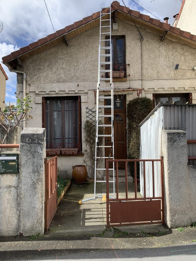 Ramonage de cheminée Porte de saint-Ouen Paris - VITO Le Compagnon Parisien