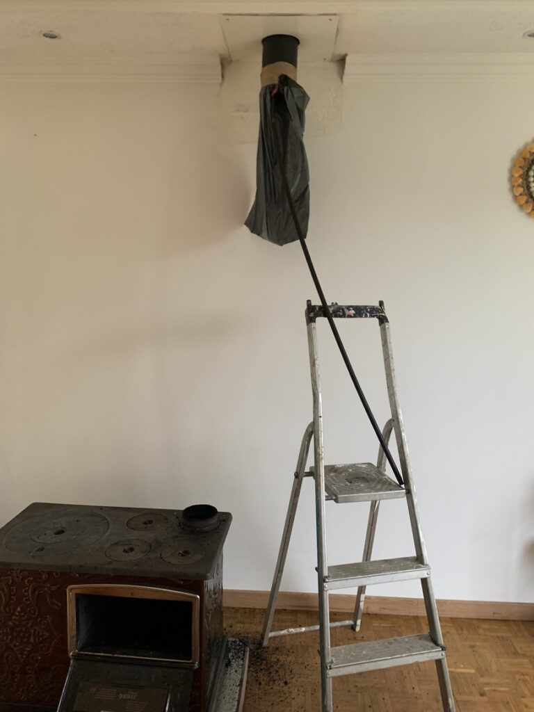 Ramonage de cheminée à Saint-Mard - VITO Le Compagnon Parisien