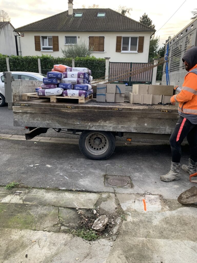 Création de mur et pose de portail - Villeparisis ⚒ - VITO Le Compagnon Parisien
