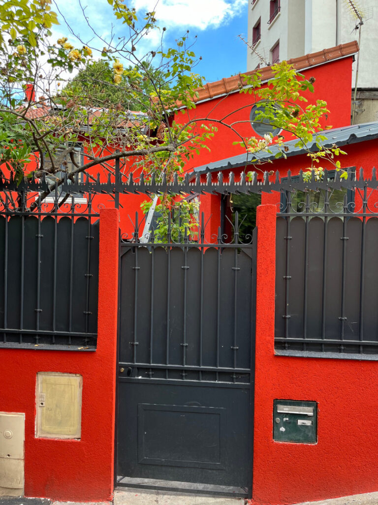 Ravalement de façade mur au Pré-Saint-Gervais - VITO Le Compagnon Parisien
